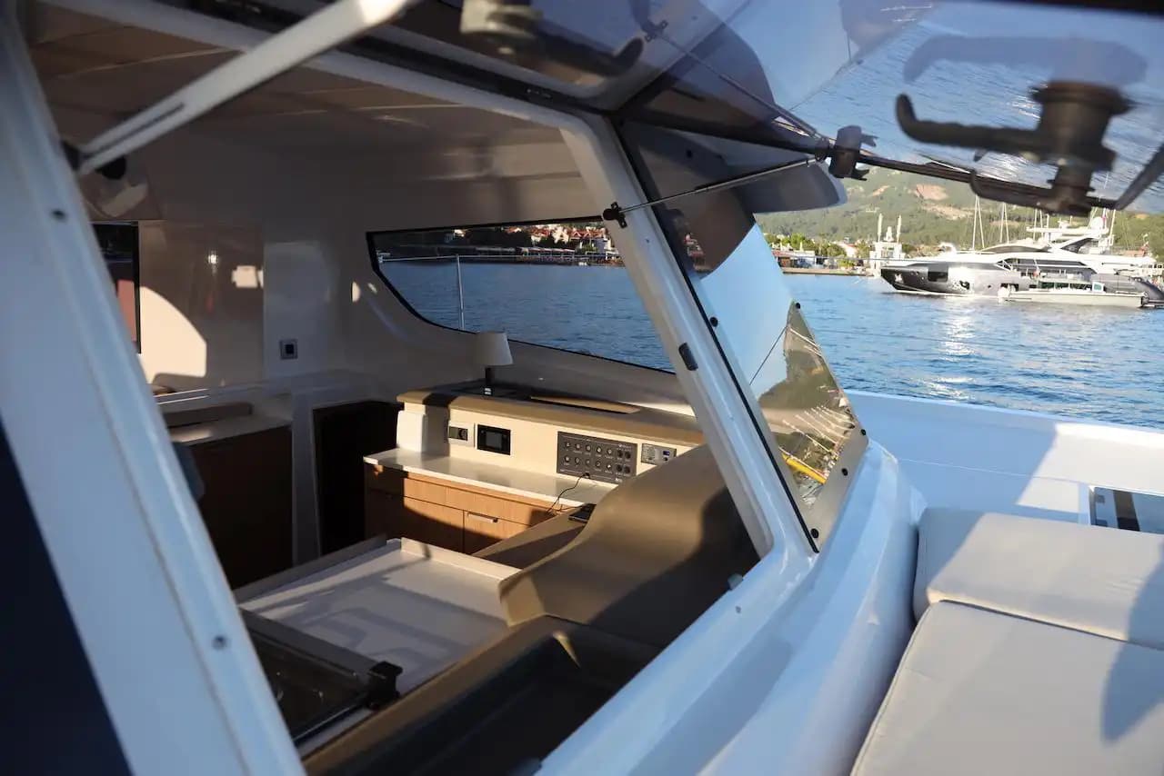 Göcek'te 2024 Model Bali 4.0 Katamaran Kiralama | 4 Kabin 8 Kişi Konaklamalı 28