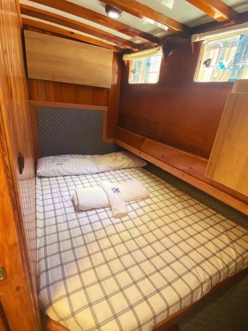 16 Metrelik Lüks Gulet ile Göcek’in Maviliklerinde Huzur Bulun 18
