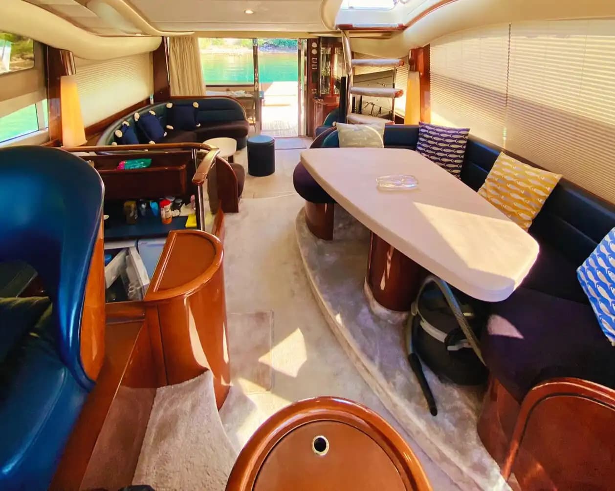 Göcek’te Denizin Tadını Çıkarın – Princess Motoryat ile VIP Hizmet 6