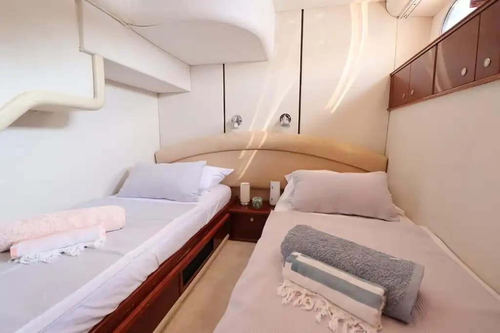 Göcek’te Lüks Princess Yat Konaklamalı Yüzme ve Gezi İçin Mükemmel Seçenek