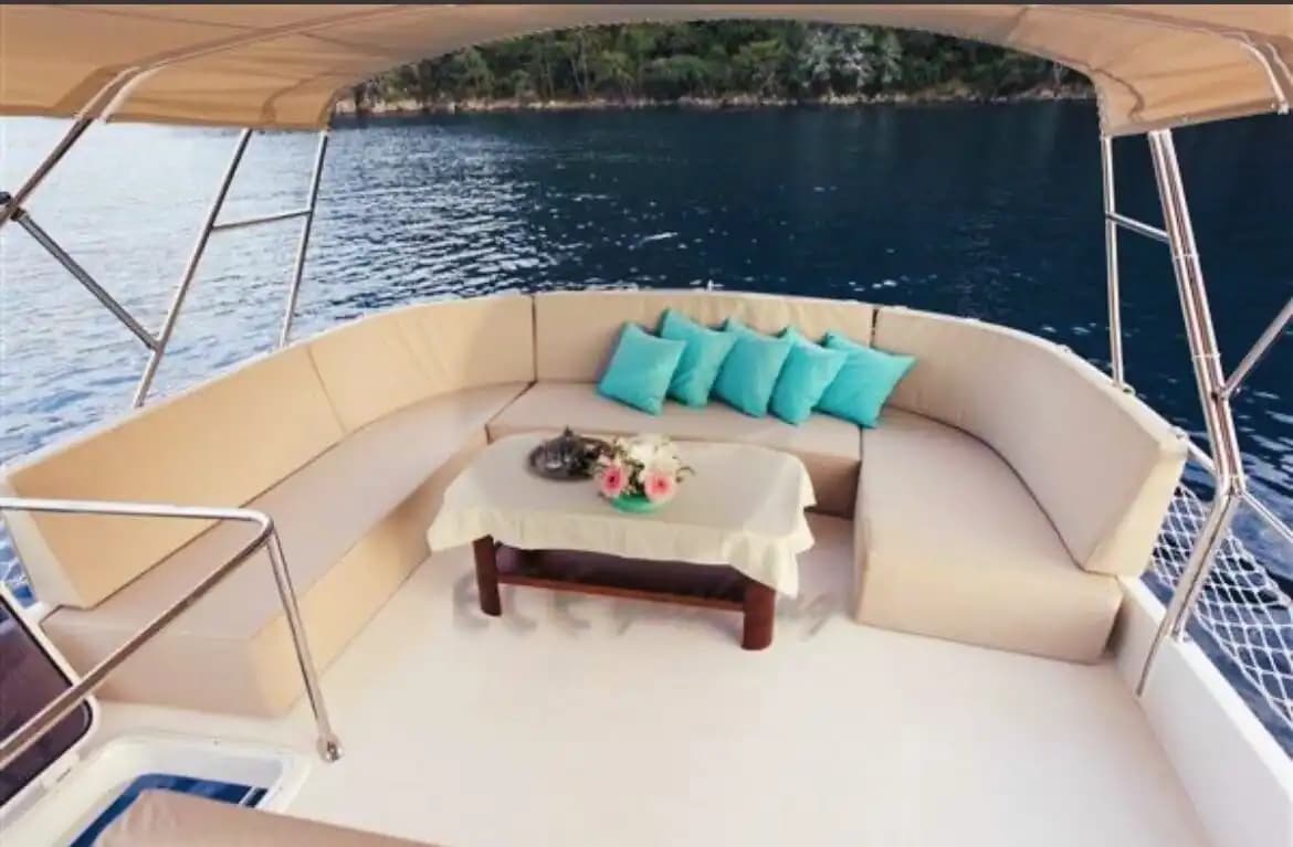 Göcek’te Ekstra Konforlu Gulet Kiralama – 10 Kişiye Kadar! 5