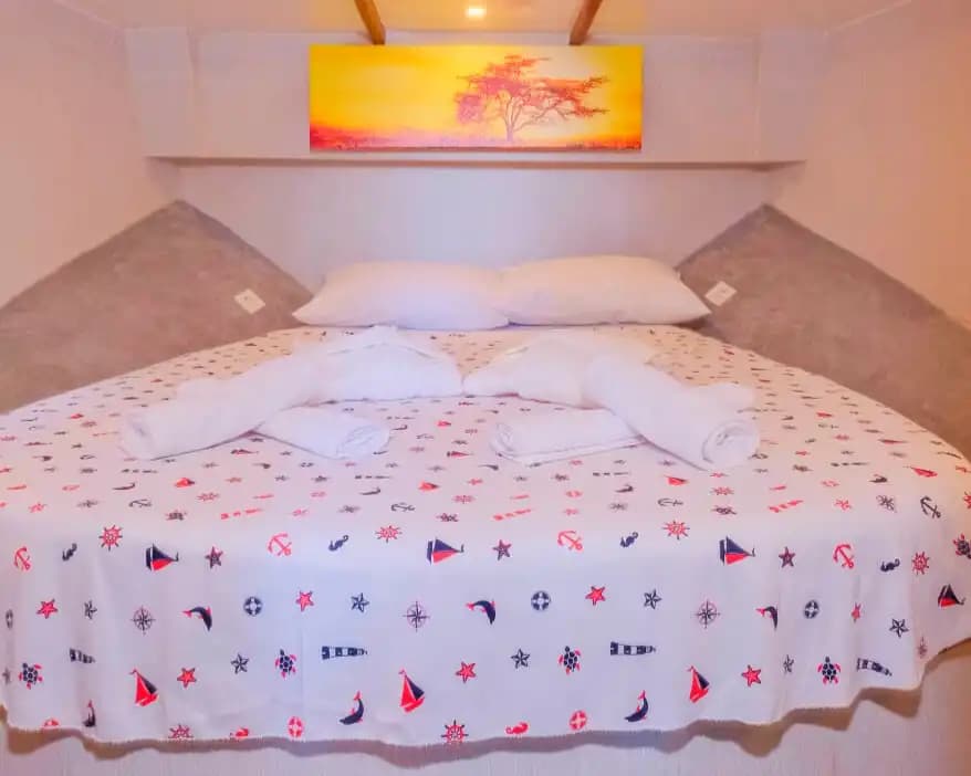 Çift Kişilik Yataklı 2 Kabin: Romantik ve Huzurlu Bir Deniz Turu 17