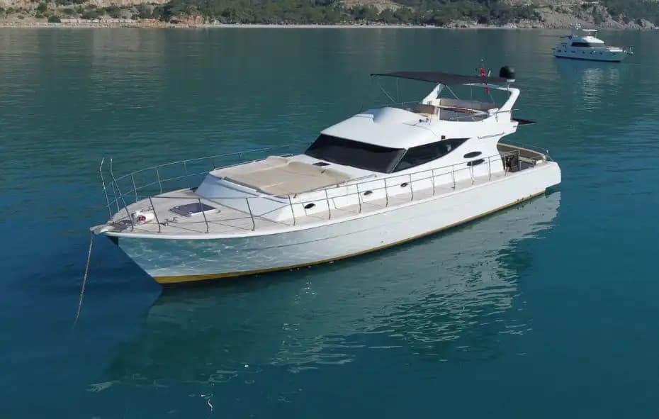 Antalya'da 16 Kişilik Kapasitesiyle Evlilik teklifleri, Doğum günleri ve İş organizasyonlarına Uygun Tekne Kirala