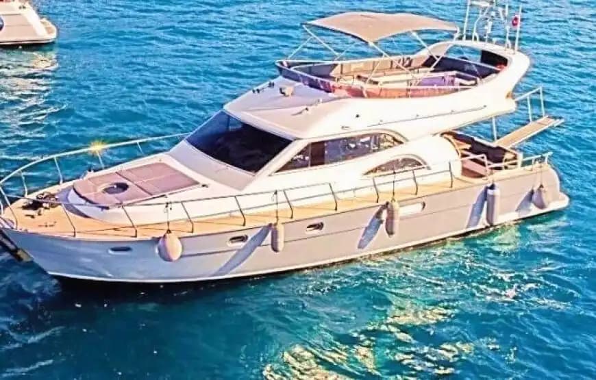 16m Yat İstanbul 'da Profesyonel Hizmetle Denizin Keyfini Çıkarın