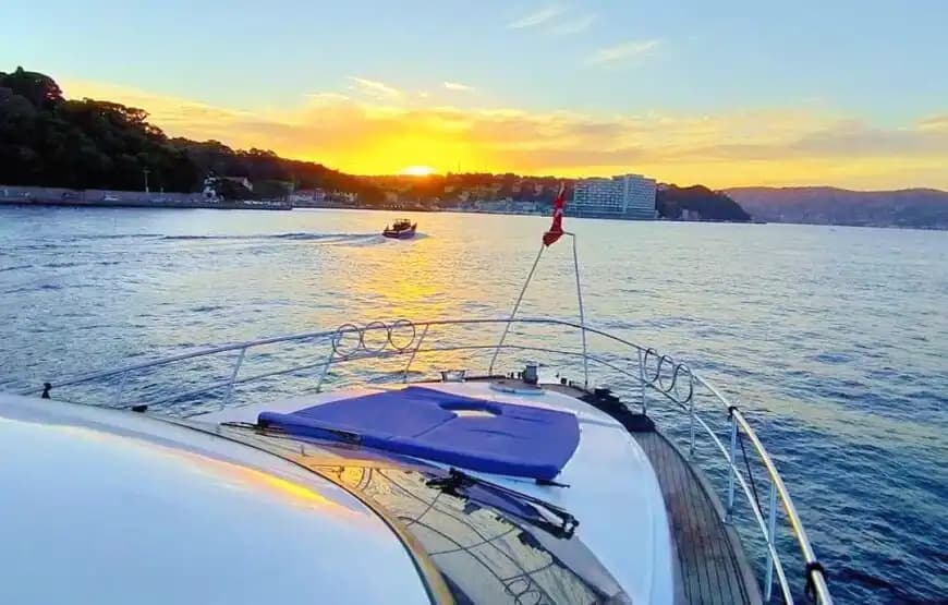 İstanbul Kuruçeşme’den Ayrıcalıklı Bir Deniz Turu İçin Lüks Yat Seçeneği! 10