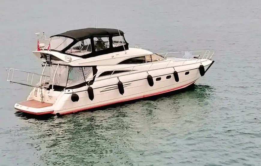 Lüks Donanımlı Özel Yat ile Boğaz’ın Eşsiz Manzarasına Tanık Olun
