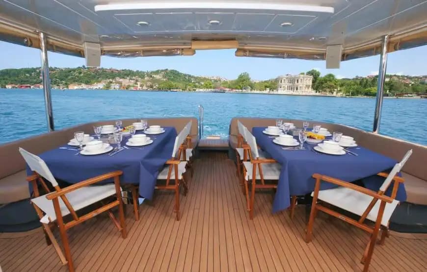 Bodrumda 20 m 12 Kişiye Kadar Eğlence Dolu Yat Turu