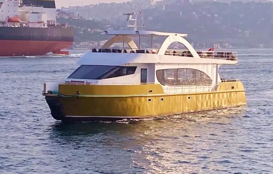İstanbul'da 24 Metrelik Ekstra Lüks Motoryat ile 60 Kişiye Kadar Özel Organizasyonlar!