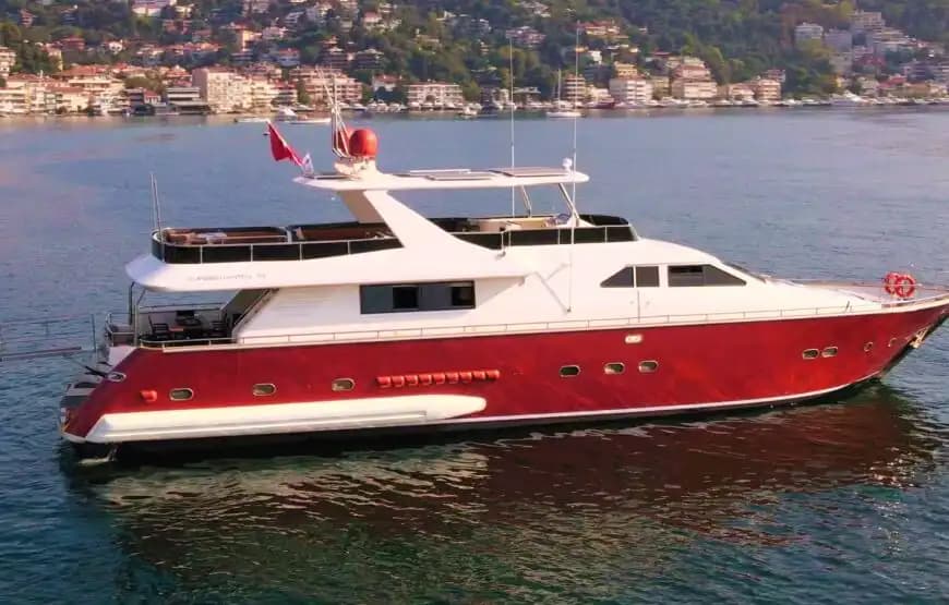 Tarabya’dan Hareket Eden Özel Yapım Motoryat ile Mavi Yolculuk