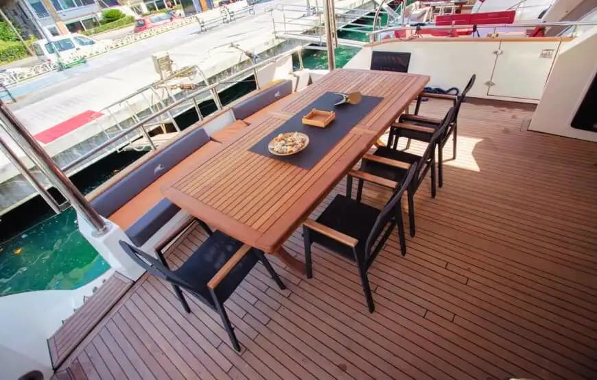 Tarabya’dan Hareket Eden Özel Yapım Motoryat ile Mavi Yolculuk