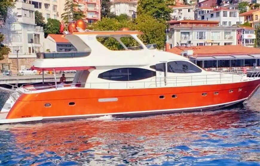 İstanbul Bebek 26 Metrelik Lüks Motoryat ile 36 Kişiye Kadar Özel Turlar! 7