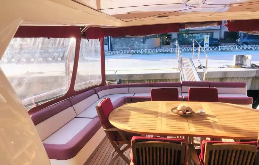 İstanbul Bebek 26 Metrelik Lüks Motoryat ile 36 Kişiye Kadar Özel Turlar! 13