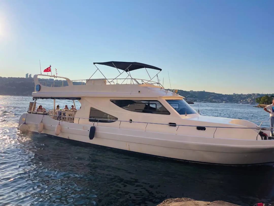 Beykoz’dan Hareket Eden Lüks Yat ile Unutulmaz Anılar Biriktirin