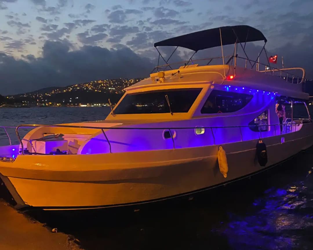 Beykoz’dan Hareket Eden Lüks Yat ile Unutulmaz Anılar Biriktirin