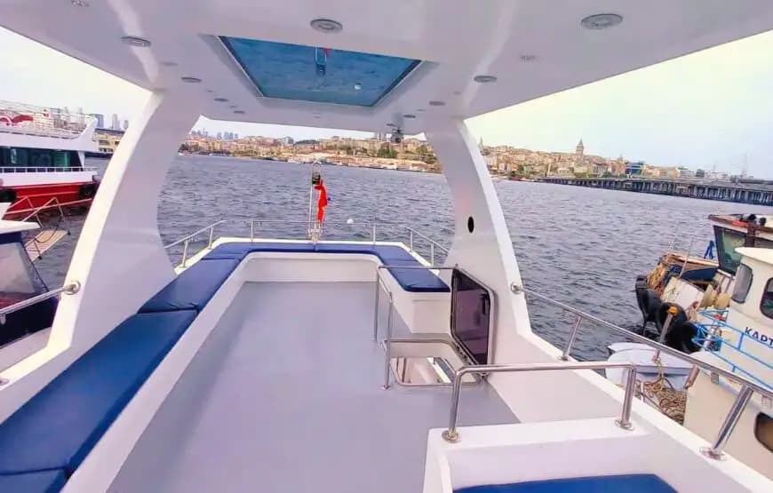 Boğaz’ın Tarihi Atmosferinde VIP Deniz Turu 3