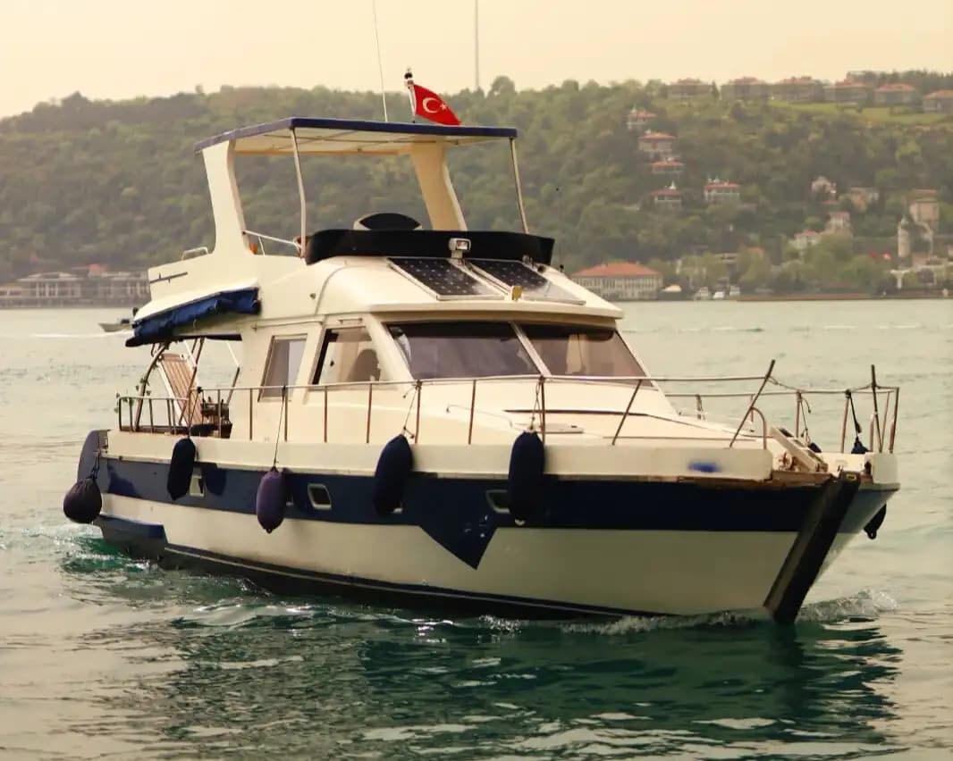 10 Kişi Kapasiteli Yat ile Boğaz’ın En Güzel Noktalarını Keşfedin