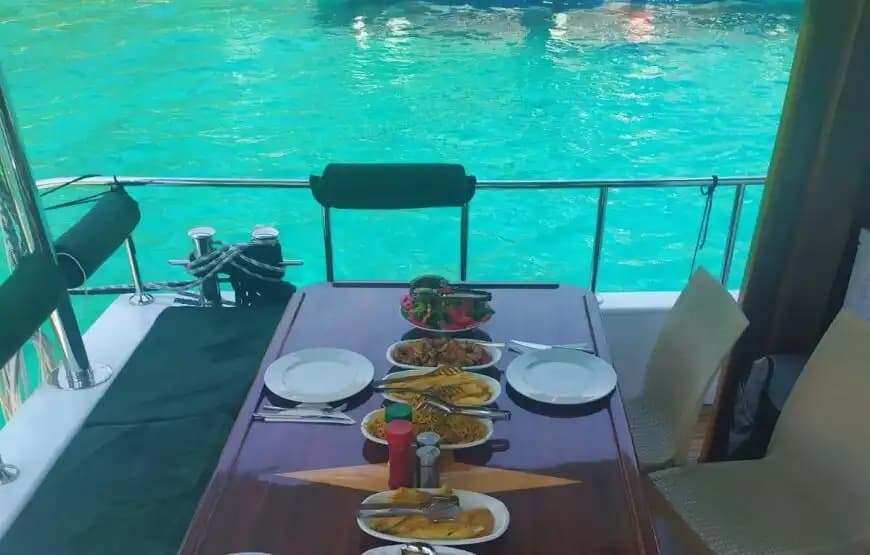 Romantik Bir Gün veya Eğlenceli Bir Parti İçin Kalkan’da Lüks Motoryat Kiralama