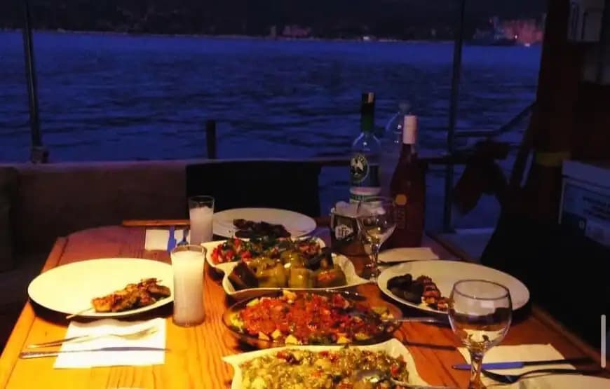 Kaş’ta 11 Metrelik Ekonomik Tekne ile Uygun Fiyatlı Mavi Tur 6