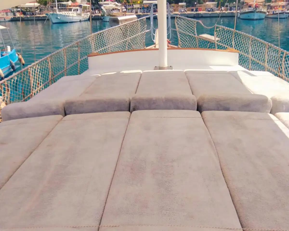 Kaş’ın Gizli Koylarını Keşfetmek İçin Mükemmel Günlük Tekne 7