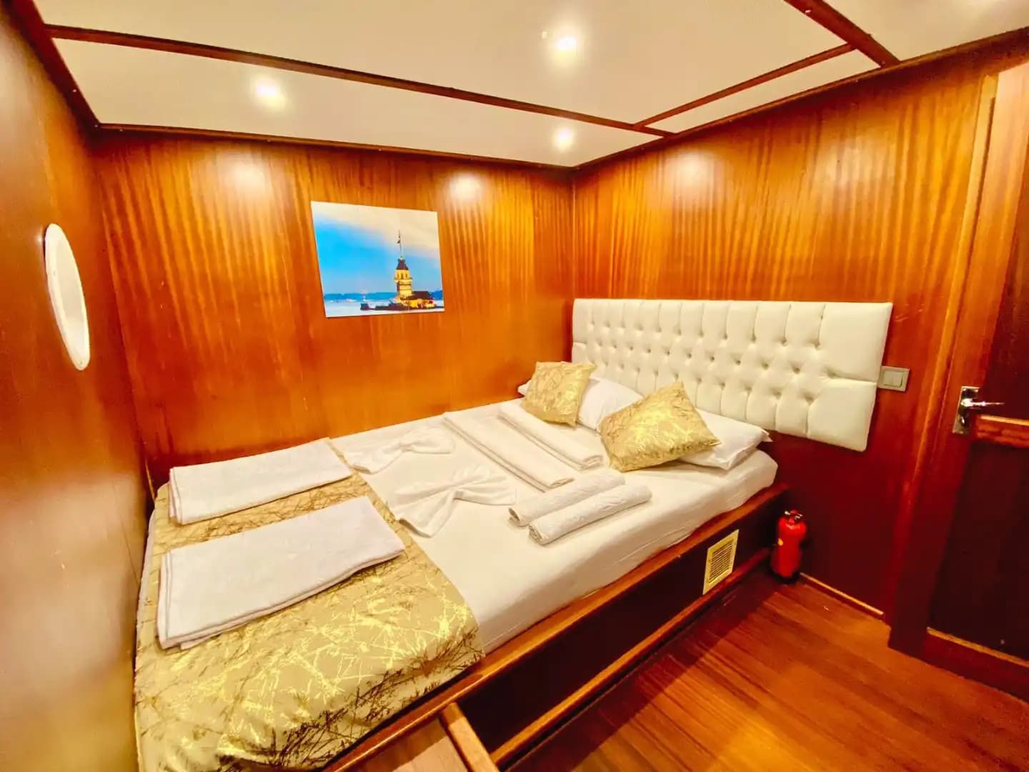 Denizle İç İçe Bir Tatil: 5 Kabinli Özel Gulet Kaş’ta! 18