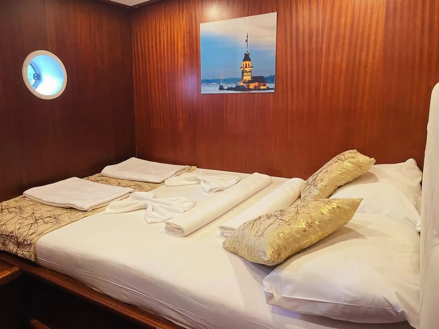 Denizle İç İçe Bir Tatil: 5 Kabinli Özel Gulet Kaş’ta! 17