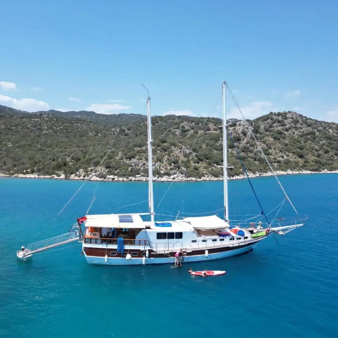 8 Kabinli 16 Kişilik Gulet ile Kekova’nın Saklı Koylarında Keşif - Teknede Parti