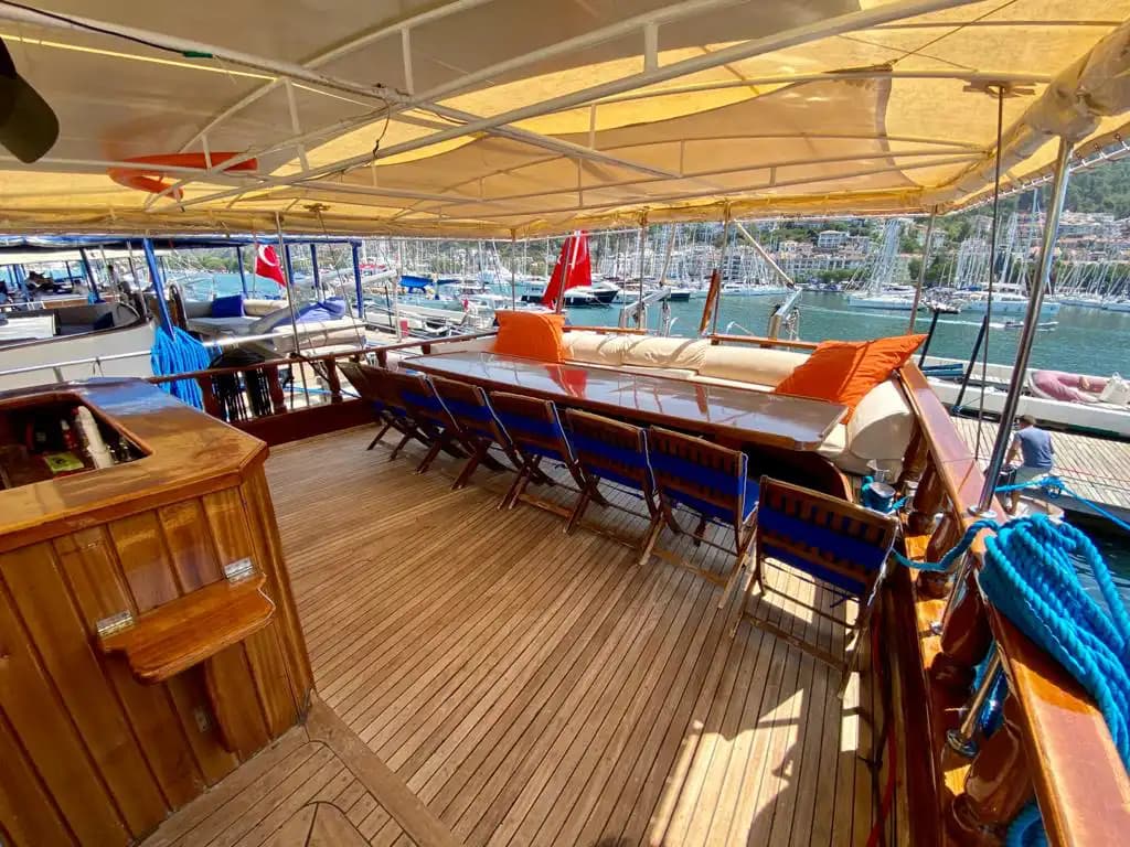 8 Kabinli 16 Kişilik Gulet ile Kekova’nın Saklı Koylarında Keşif 11