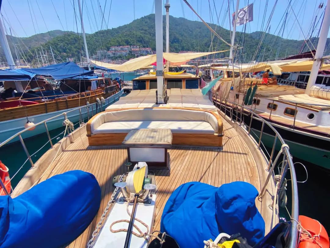 14 Kişilik Konforlu Gulet Tatili Kaş’ta Sizleri Bekliyor