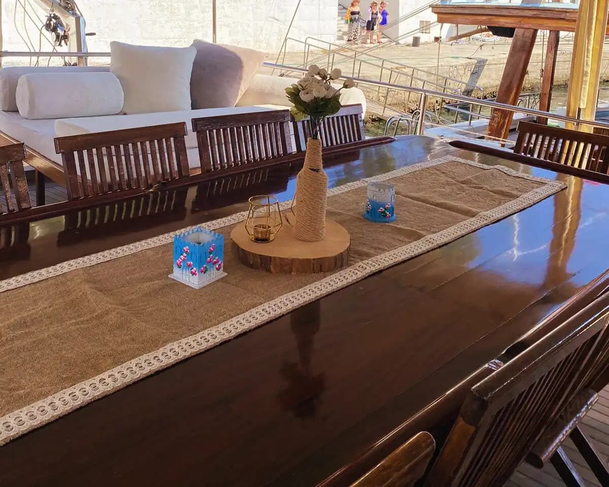Kekova'da Tam Donanımlı Gulet ile Konaklamalı Keşif 12