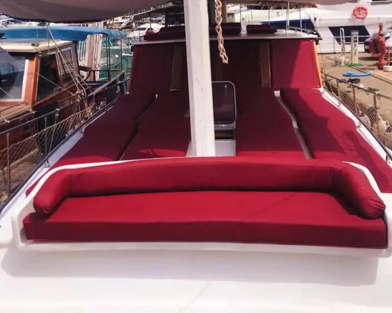 Romantik Kaçamaklardan Aile Tatillerine – Kemer’de Gulet Kiralama 9