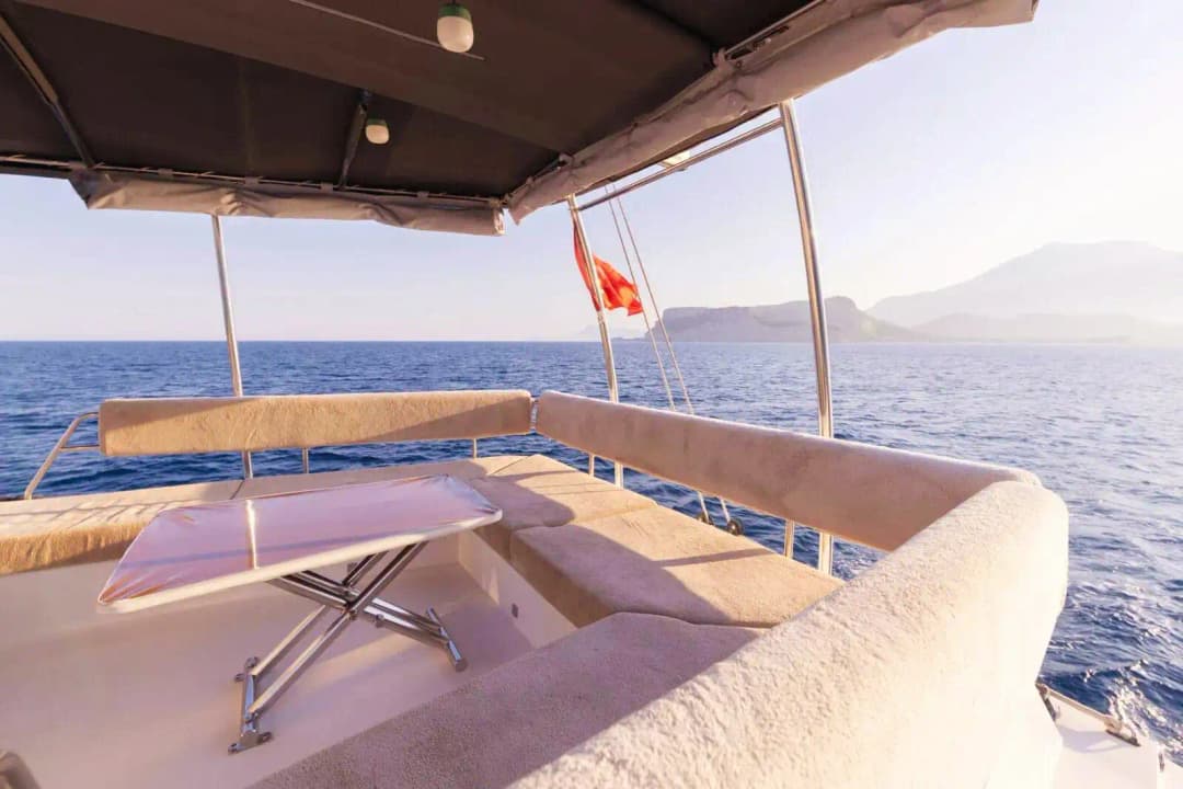 Denizde Bir Rüya: 4 Kabinli BALI Katamaran ile Tatilinizi Planlayın!