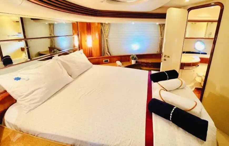 Antalya Kemer’de Azimut Marka Ultra Lüks Motoryat ile Deniz Keyfi! 13