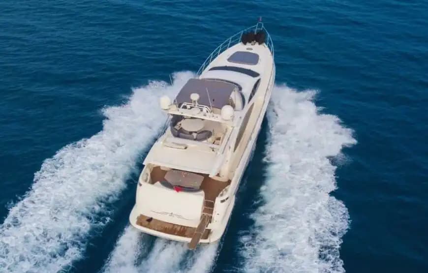 Antalya Kemer’de Azimut Marka Ultra Lüks Motoryat ile Deniz Keyfi! 3