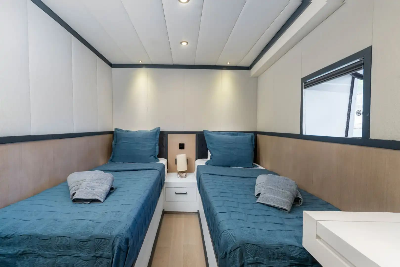 Bodrum’da Lüks Motoryat ile Konforlu Tatil: Özel Tasarım ve Benzersiz Deneyim 42