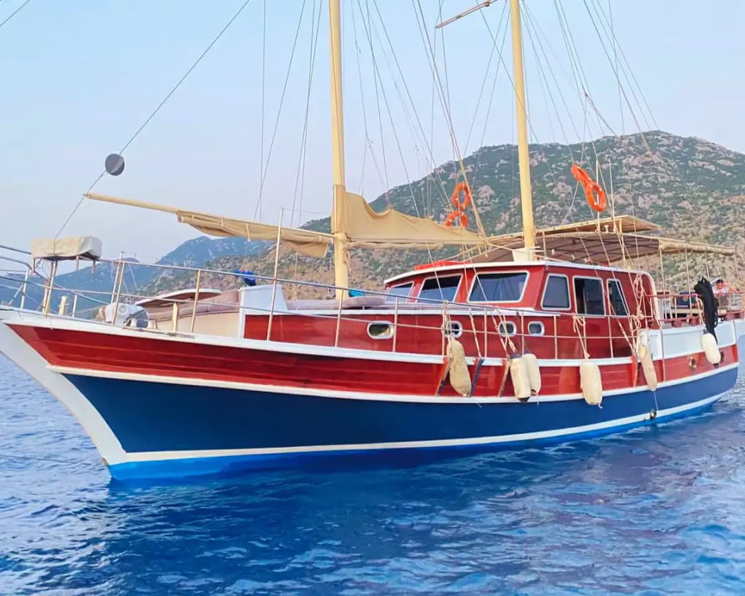 19 Metrelik 4 Kabinli Gulet ile Marmaris Bozburun’un Mavi Cennetine Kaçış