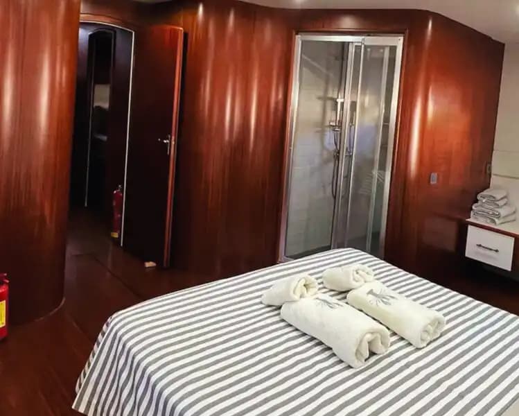 23 Metrelik Konforlu Gulet ile Marmaris Bozburun’da Huzurlu Bir Tatil 10