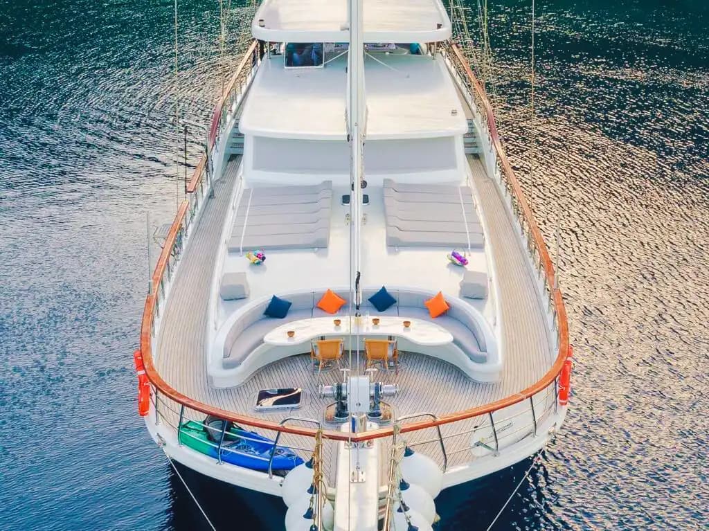 Marmaris'te 6 Kabinli, 12 Kişilik Konforlu Gulet ile Ege’nin Tadını Çıkarın 2