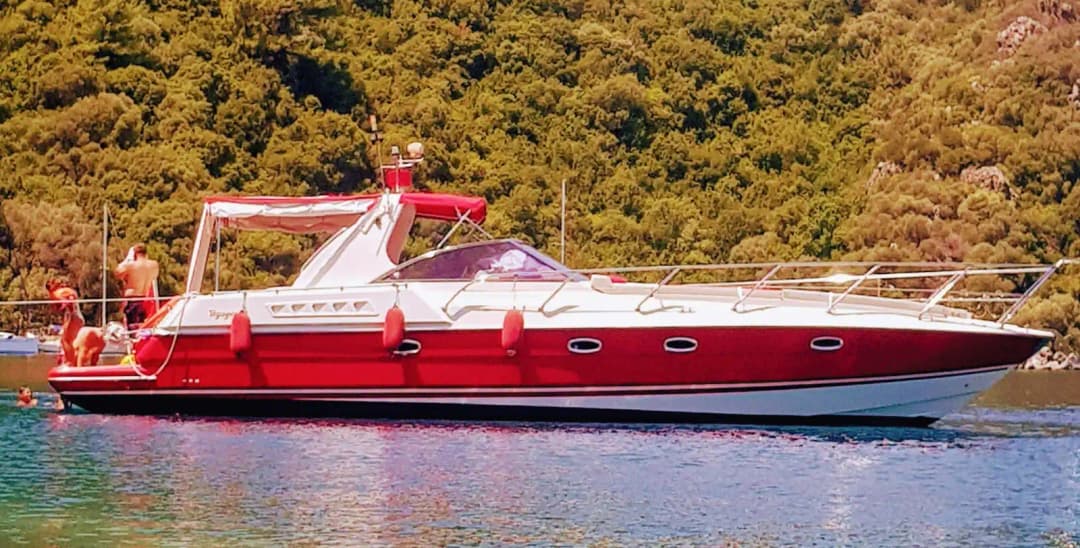 Marmaris’in Mavi Sularında 8 Kişilik Ekonomik Yat Turu