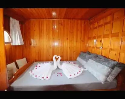 Marmaris'te 9 Kabinli Konforlu Gulet ile 18 Kişilik Özel Deniz Tatili 11