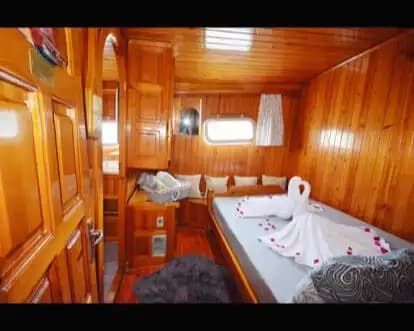 Marmaris'te 9 Kabinli Konforlu Gulet ile 18 Kişilik Özel Deniz Tatili 14