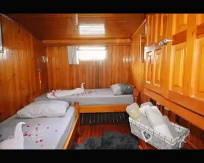 Marmaris'te 9 Kabinli Konforlu Gulet ile 18 Kişilik Özel Deniz Tatili 12