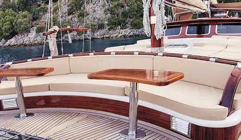 Marmaris'te Geniş Güverte ve Konforlu Kabinler ile Konaklamalı Mavi Yolculuk 12