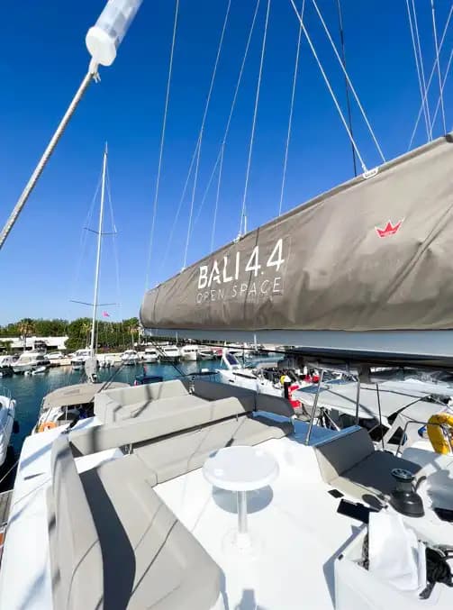 Göcek'te Bali 4.4 Kaptansız Katamaran Kiralama | 2022 Model 4+1 Kabin Bareboat 11