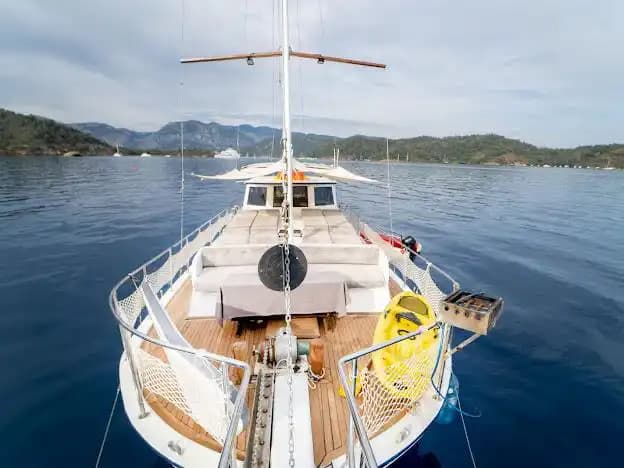Göcek'te Lüks Gulet Kiralama: 8 Kişilik, 4 Kabinli Tekne Tatili