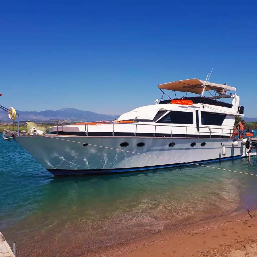 Antalya Side’de Lüks ve Eğlenceli Tekne Turu – 6 Kişiye Kadar Konaklama