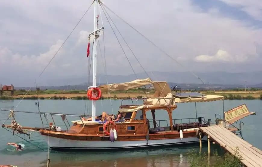 Side’de Ekonomik Tekne Keyfi: Uygun Fiyatlı Deniz Macerası