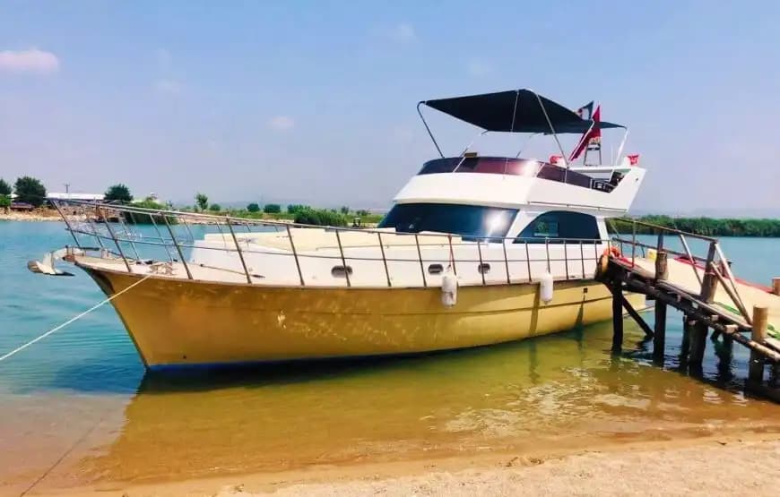 Side’nin En Şık Motoryatı ile Deniz Keyfini Zirveye Taşıyın 2