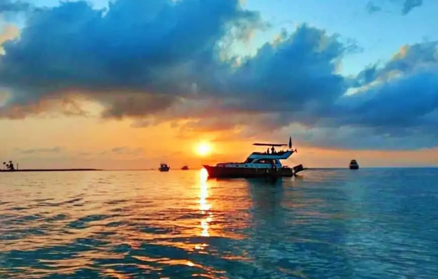 Side’nin En Şık Motoryatı ile Deniz Keyfini Zirveye Taşıyın