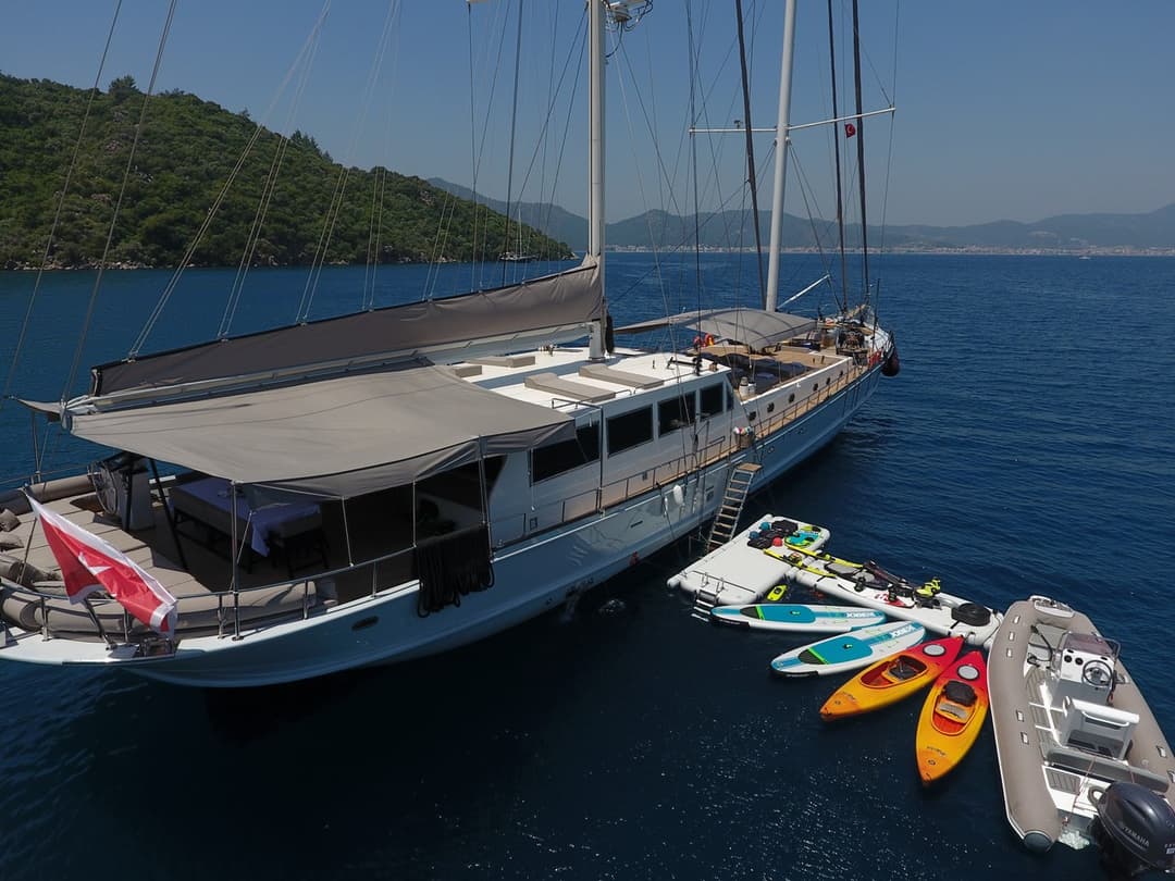 Marmaris'te Lüks Gulet Kiralama Deneyimi – 38 Metre, 10 Kişilik
