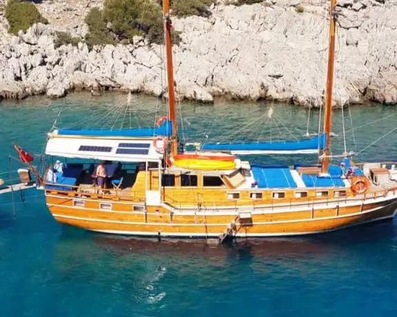 Bodrum'un Enfes Sularında 6 Kabinli Lüks Gulet ile Unutulmaz Deneyim